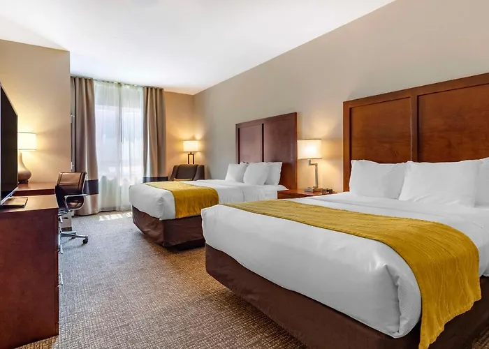 Comfort Inn & Suites