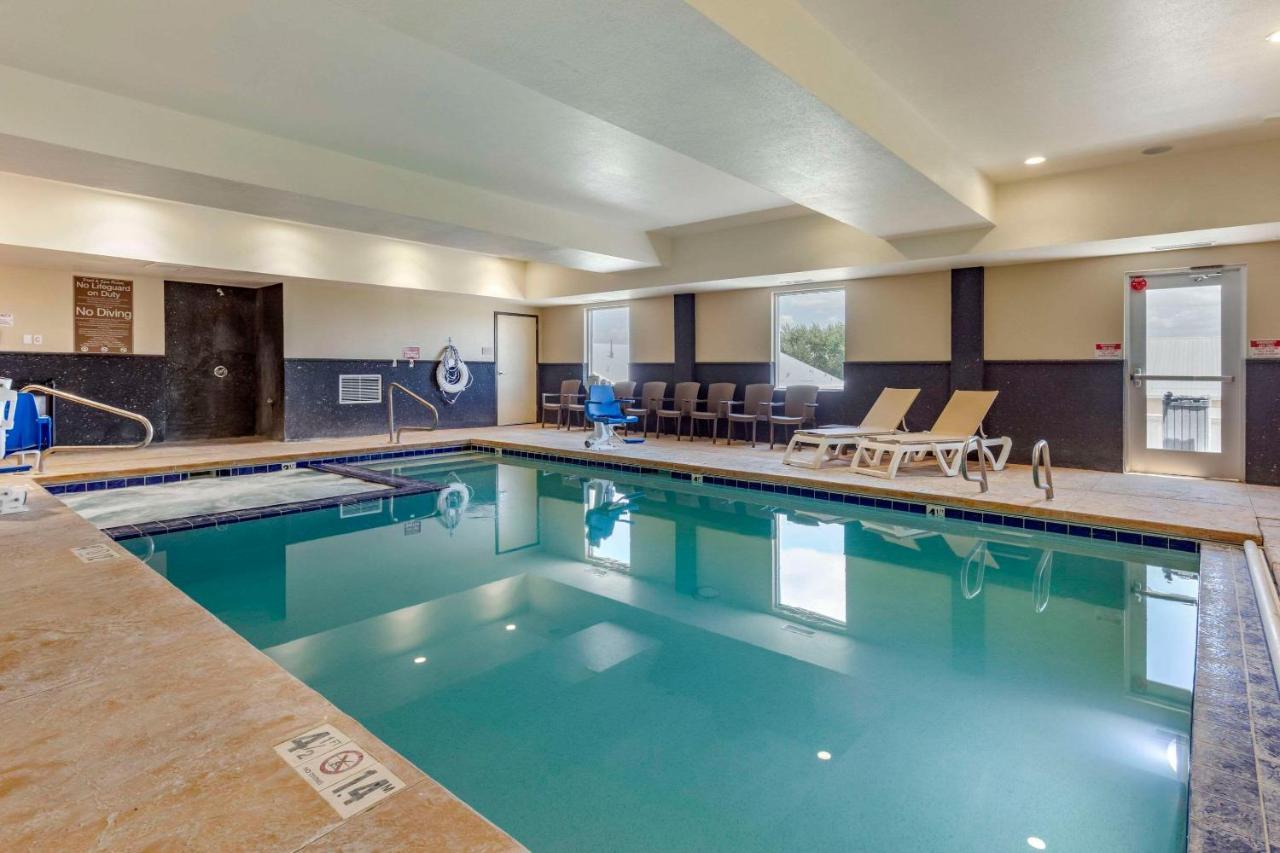 Hotel Comfort & Edgewood